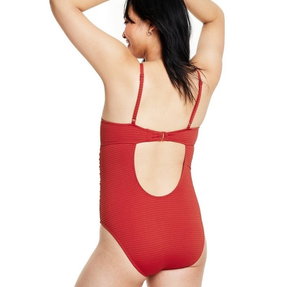 NWT RHODE @ Target Embossed Dot Ruffle Medium Coverage One Piece Swim Suit - Picture 5 of 8